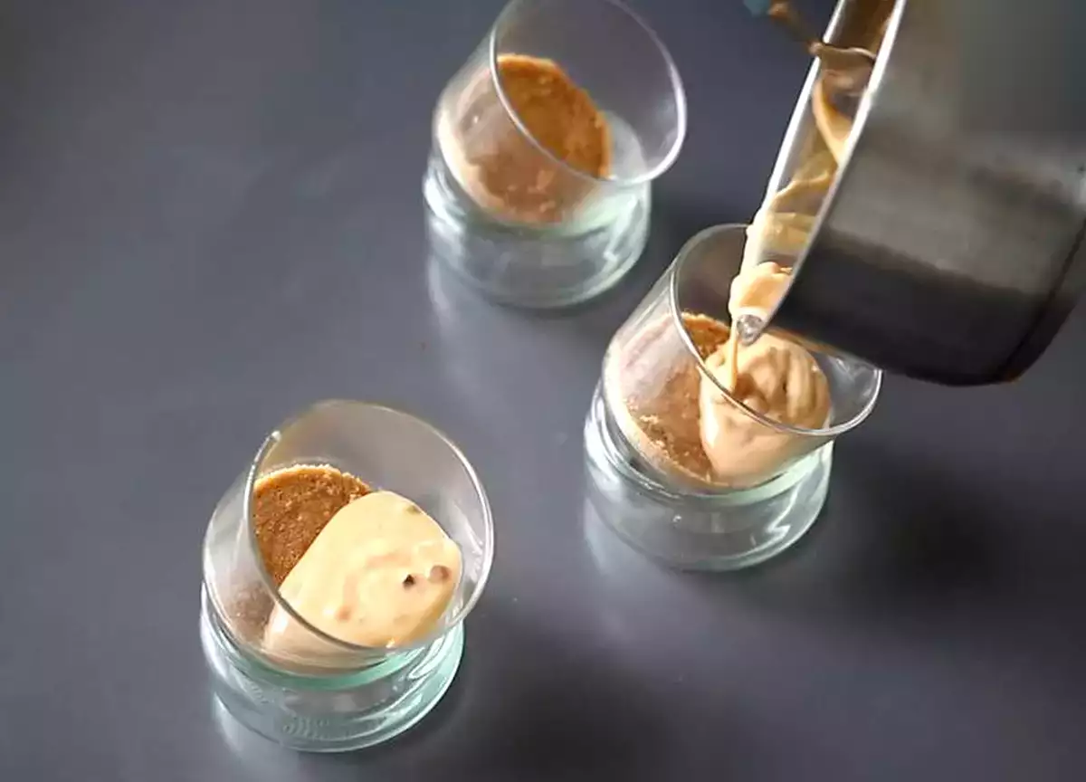 Krok 2: Nugátová vrstva krému