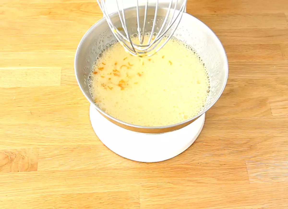 Krok 2: Přidejte máslo a ořechy