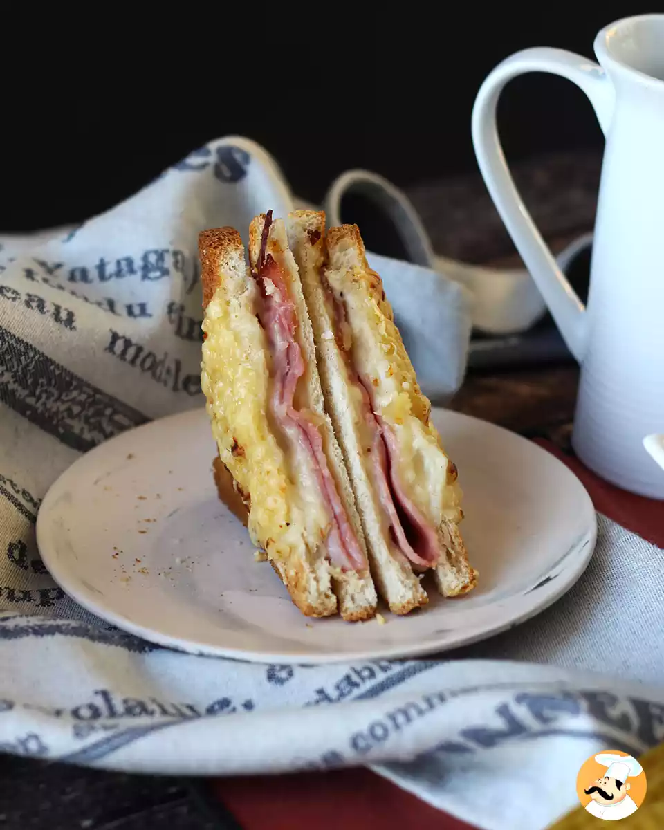 7. Croque monsieur ve fritéze na vzduchu