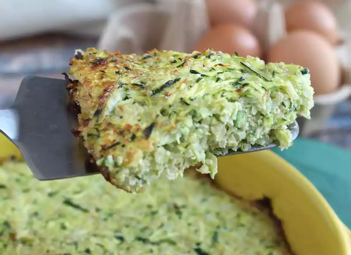 6. Zapečená omeleta s cuketou quinoa