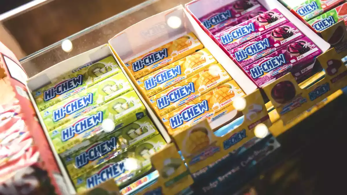 Z jediné žvýkačky se při žvýkání uvolní tisíce mikroplastů.