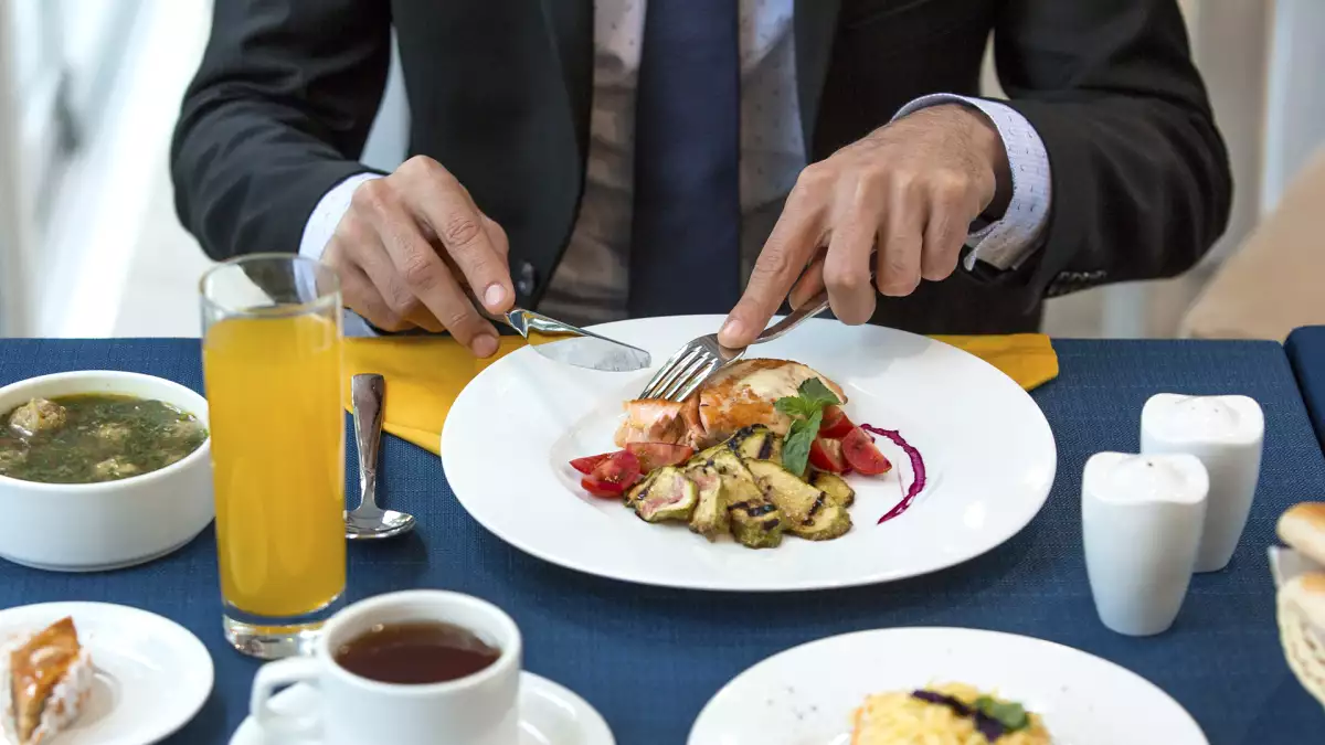 12 tipů, jak co nejlépe využít otevřený bufet