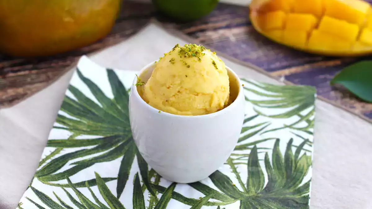 Domácí zmrzlina bez zmrzlinovače je trendem léta (zde je recept!)