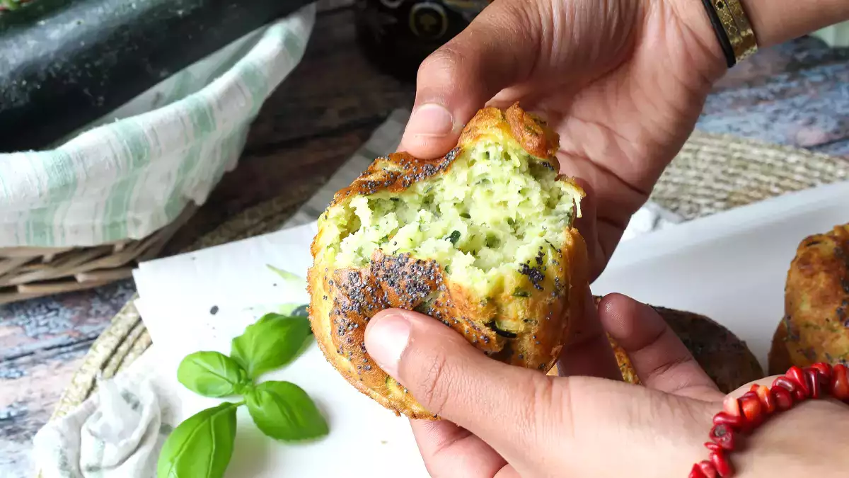 Neodolatelné slané muffiny: 8 nápadů připravených během několika minut, které ohromí každého u stolu