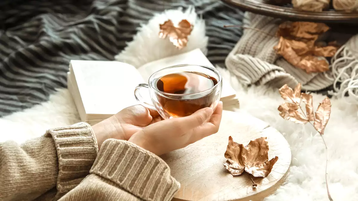 Nespavost, úzkost, zrychlená mysl? Tajemství spánku může spočívat v horkém šálku, který ignorujete.