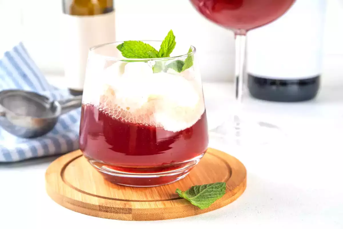 Víno float: tato nepravděpodobná kombinace dělá buzz a překvapuje všechny