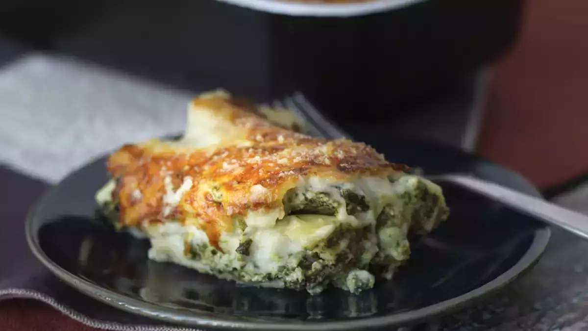 Dokonalý sýr pro každý špenátový pokrm: 8 receptů, díky nimž bude pokaždé správný.