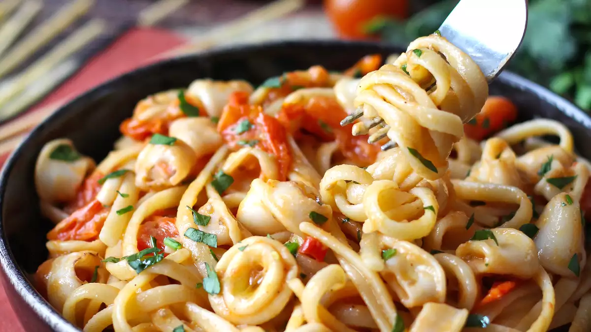 4 první chody s mraženými rybami připravené za pár minut: snadné, chutné a chytré recepty, které vám ušetří oběd i večeři