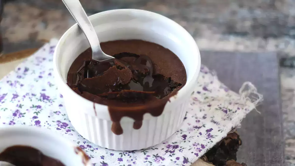 Některá jídla prostě nepočkají: 9 pokrmů, které by se měly podávat na místě