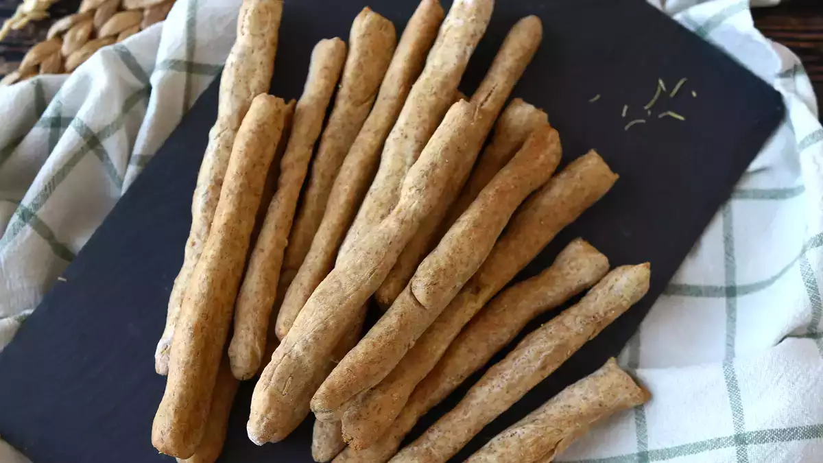 9 chutných a křupavých nápadů ke sdílení: snadné předkrmy, které promění každý večer v malou událost