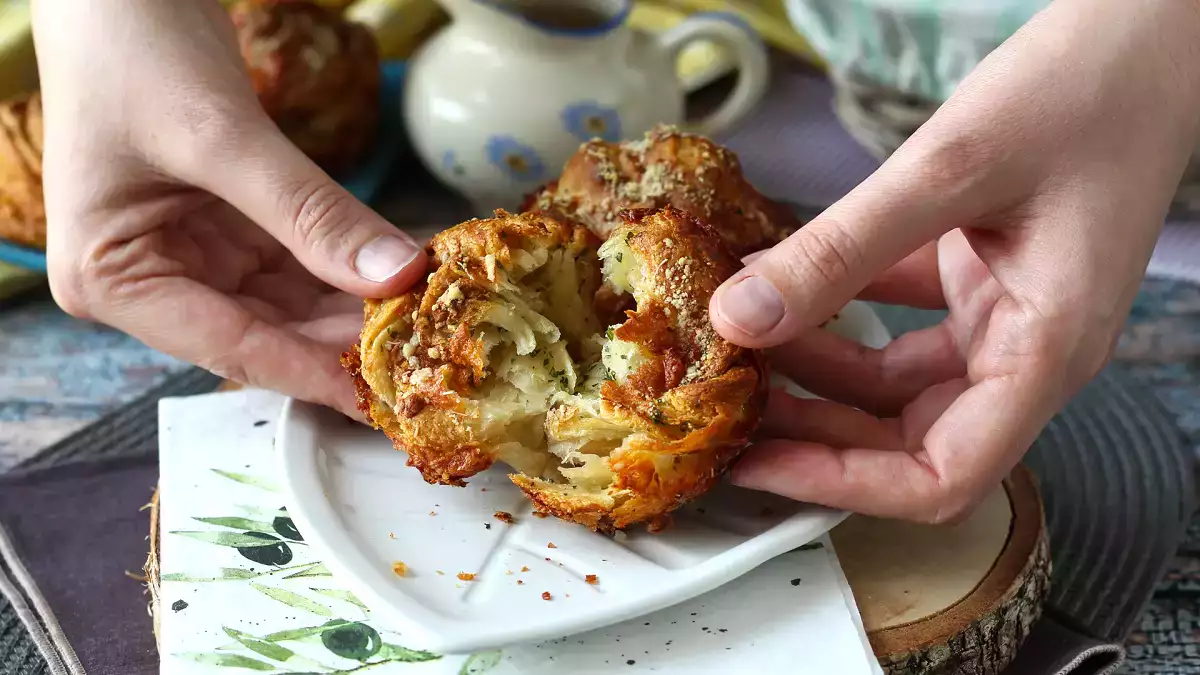 16 receptů s parmezánem: jednoduché nápady, které hned chutnají lépe