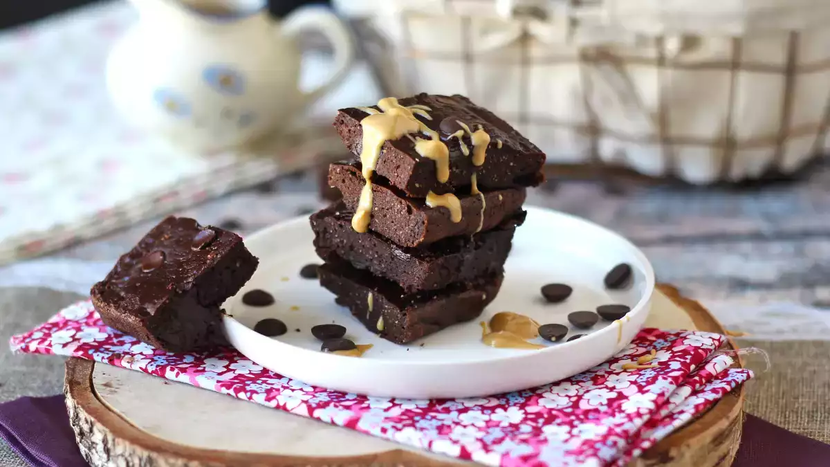 6 receptů s použitím syrovátky, které vám umožní dopřát si bílkoviny, aniž byste je vynechali