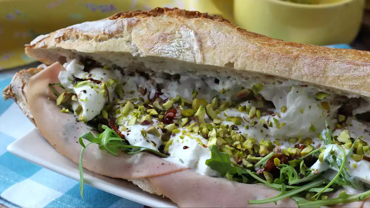 Mortadela, burrata a pistácie: proč je tahle italská kombinace momentálně tak populární