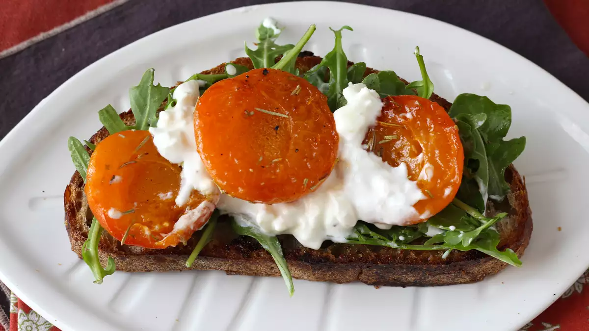 Letní aperitiv: 5 osvěžujících a barevných receptů, které jsou lahodné a ideální k společnému posezení s přáteli
