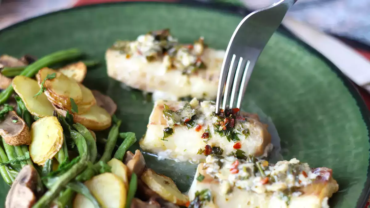 Recepty na ryby v horkovzdušné fritéze: štikozubec, losos a křupavé recepty