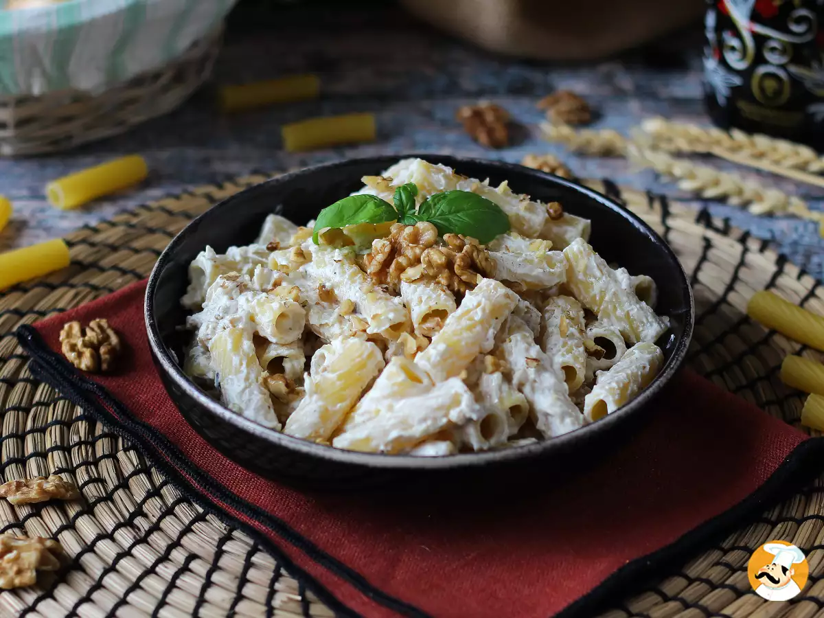 Nemáte bazalku na pesto? Tato ořechová omáčka zachrání vaše těstoviny