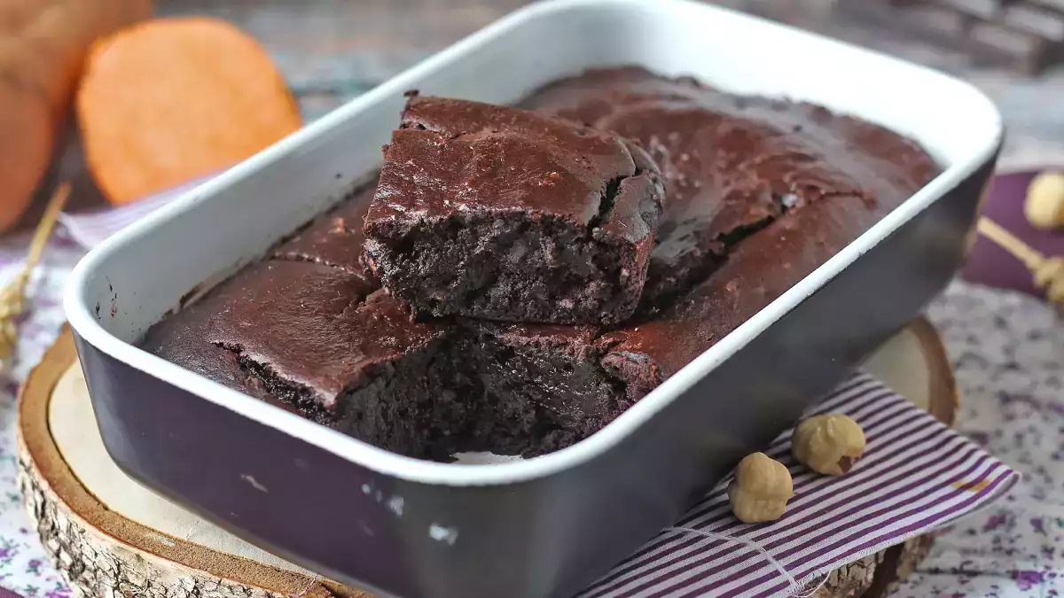 Ani máslo, ani olej: tajemství neuvěřitelně vláčných brownies tkví v nečekané přísadě