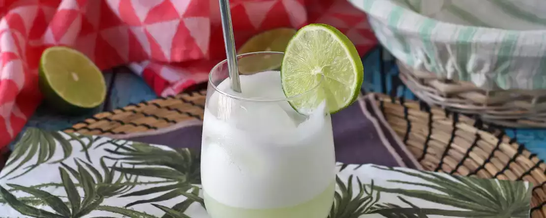 Brazilská limonáda: nejosvěžující nápoj léta, který musíte ochutnat!