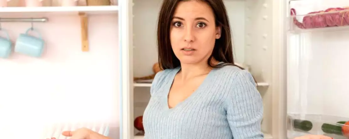 Uchováváte teplé jídlo v lednici? Pozor: riziko pro vaše zdraví (a vaši ledničku) je reálné!