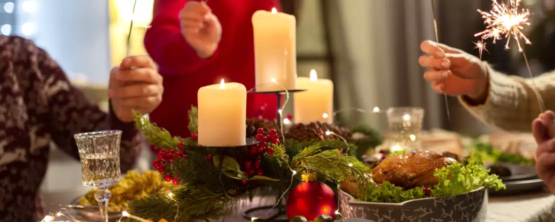 Vánoční menu za méně než 10 eur na osobu: možná, elegantní a velmi úsporná oslava.