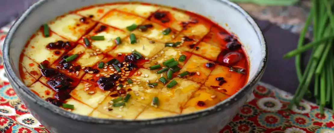 13 asijských receptů, které můžete vyzkoušet doma díky chytrým kuchařským trikům