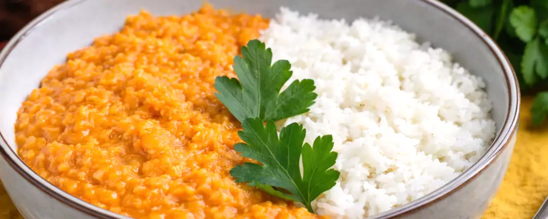 Červená čočka: jak ji vařit a 5 receptů, jak ji co nejlépe využít