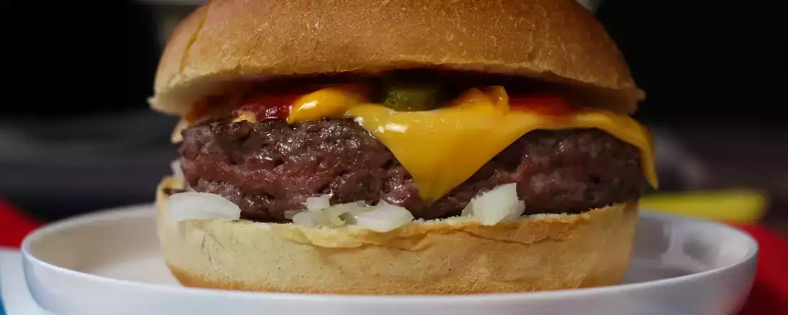 17 nejoblíbenějších amerických receptů (sladkých i slaných): to nejlepší z americké kuchyně, co si můžete připravit doma