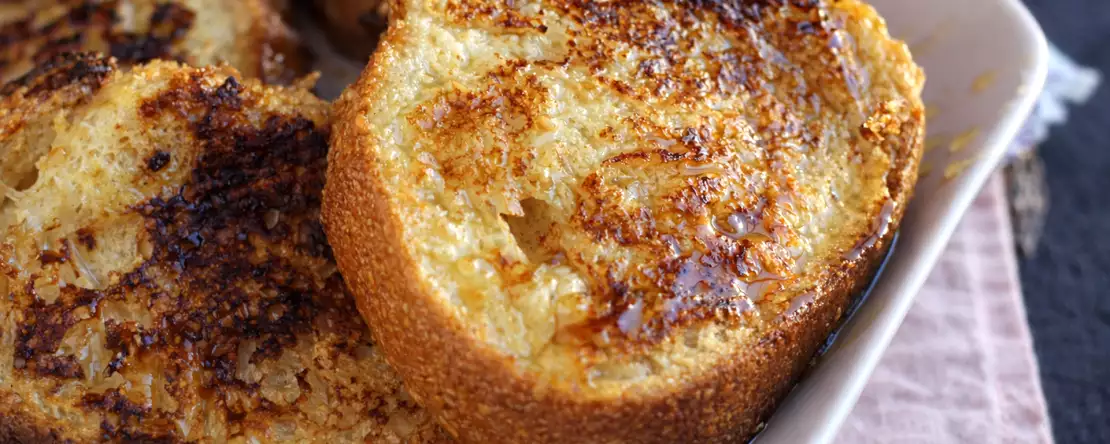 Jaký je nejlepší chléb na přípravu torrií a proč nestačí jen tak ledajaký chléb?