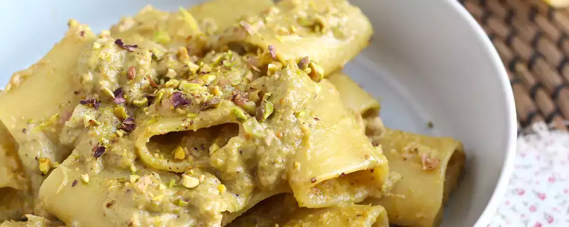 Tyto krémové těstoviny se připravují bez smetany: výsledek je neuvěřitelný.