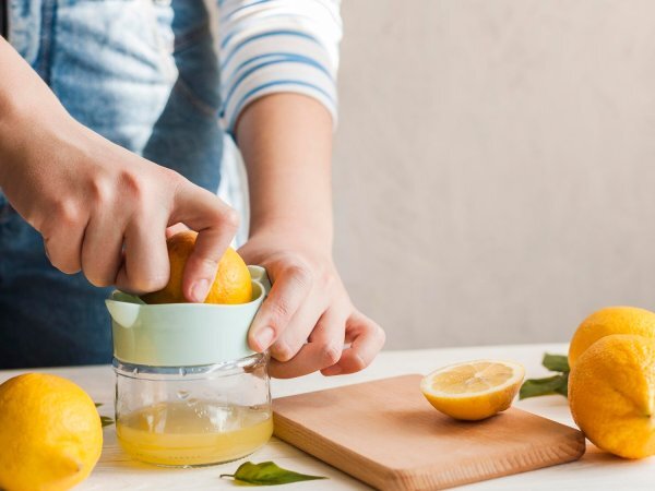Jak získat více šťávy z citronu: Rychlé a snadné tipy