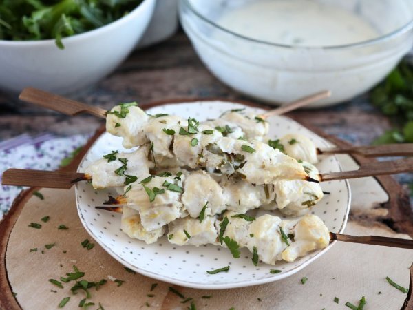 Jogurt s končící platností? 5 geniálních nápadů, jak jím nikdy neplýtvat!