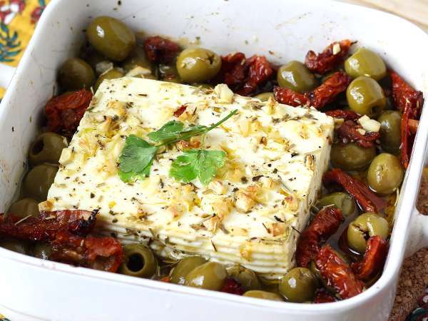 15 receptů se sýrem feta: nejchutnější nápady