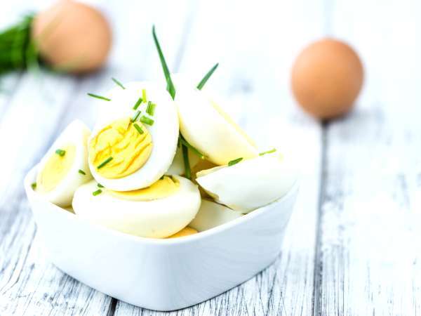 Hårdkogte æg: den videnskabelige forklaring på hvorfor vi tilsætter salt til kogevandet