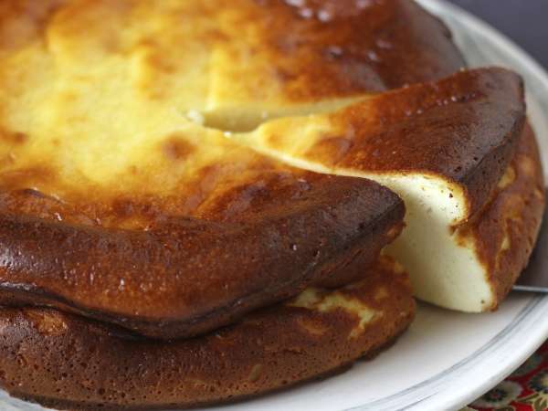 Pokud se vám tvarohový koláč nedaří, možná děláte jednu z těchto 7 chyb.