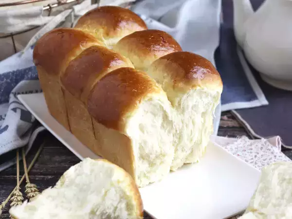 Jak připravit nejnadýchanější francouzskou briošku: recept krok za krokem pro dokonalý výsledek