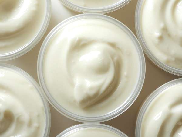 Jíst jogurt každý den: prospívá to zdraví, nebo ne? Zde je vědecká odpověď