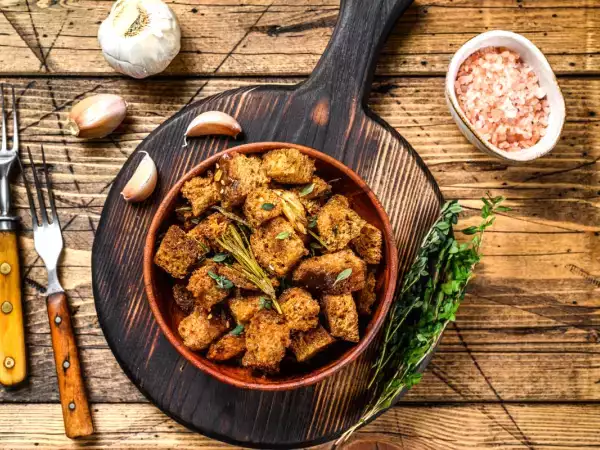 Starý chléb: 5 chutných receptů a jeden protiplýtvací trik, který musíte znát