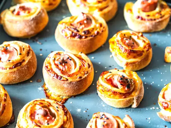 Každý rok si připravuji tyto vánoční listové těstíčka dopředu: jakmile je zamrazím, zachraňují mi velký den