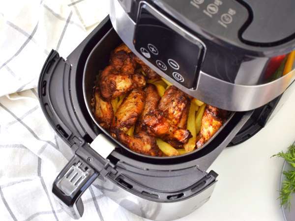 Pozor na tuto virální recepturu v Airfryeru: odborník vysvětluje, proč se jí vyhnout