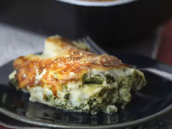 Dokonalý sýr pro každý špenátový pokrm: 8 receptů, díky nimž bude pokaždé správný.