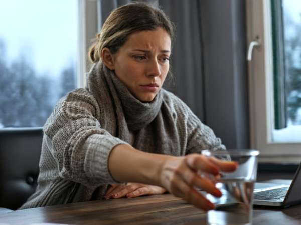 Tichá dehydratace: proč je tak těžké pít vodu v chladu a jak to bez námahy změnit?