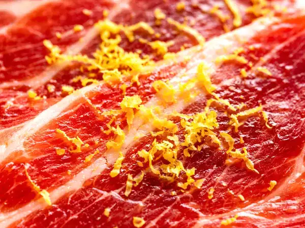 Šunka s citronem: genialita, nebo svatokrádež?