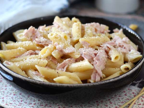 8 záchranných receptů pro studenty: Co uvařit, když jsou spíž a lednice téměř prázdné?