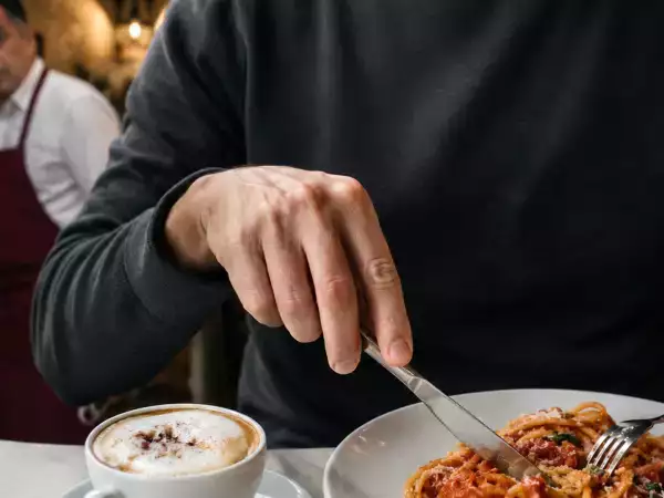 Co byste nikdy neměli dělat s těstovinami, kávou a pizzou, pokud je poblíž Ital.