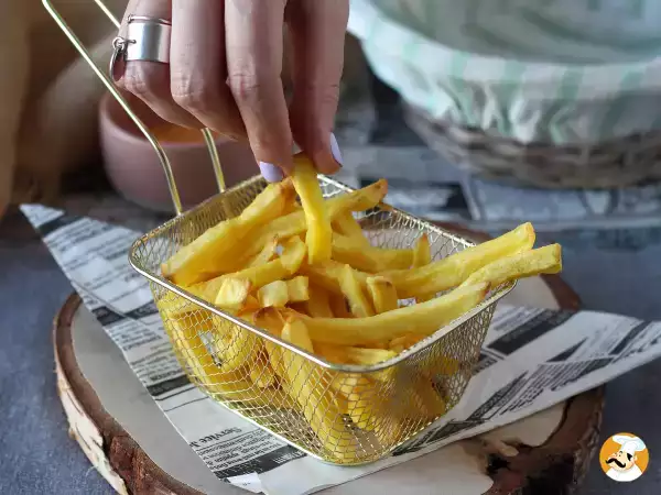 Zní to nemožně, ale díky této jednoduché metodě jsou hranolky během několika minut opět křupavé.