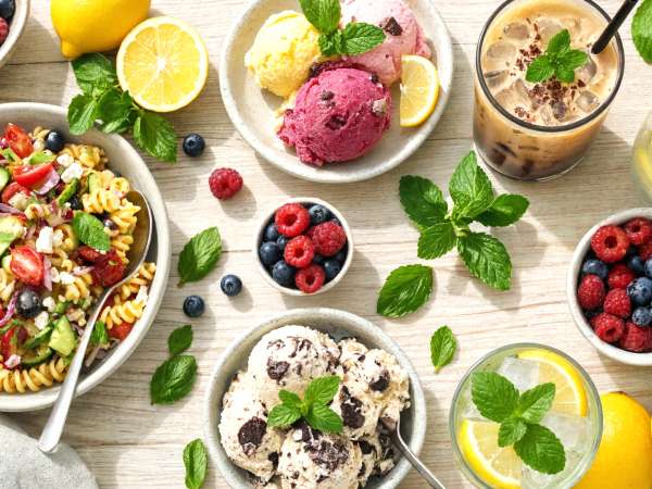 S pouhými 3 ingrediencemi připravíte 8 neodolatelných letních receptů, které budete chtít vařit celé léto