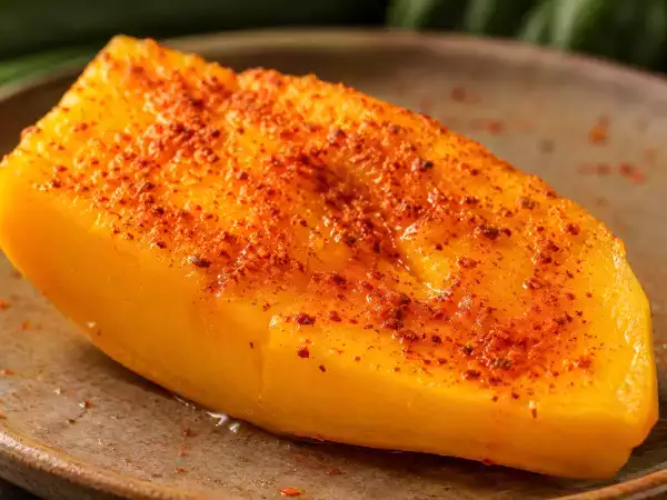 Proč letní ovoce tak miluje sůl, citron a koření?