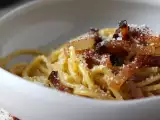 Články: Víte, proč není guanciale v carbonara stejný jako pancetta?