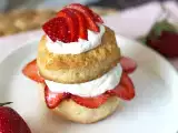 Články: Objevte dokonalý jarní dezert: lahodný jahodový dezert, který si nesmíte nechat ujít