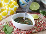 Články: Chimichurri, argentinská omáčka, která si zaslouží místo na vašem grilu: z čeho se skládá a tři tipy, jak ji připravit k dokonalosti